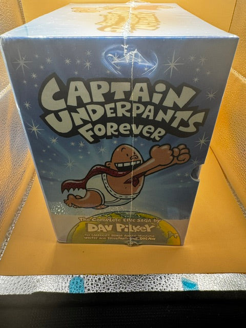 Captain Underpants Forever (Captain Underpants #1-12 Full-Color Boxed Set): New