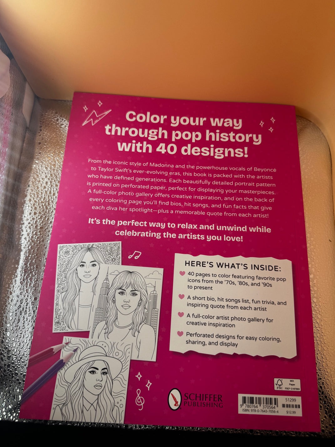 Ultimate Pop Divas Coloring Book : 40 Patterns, Trivia, Song Lists, and More