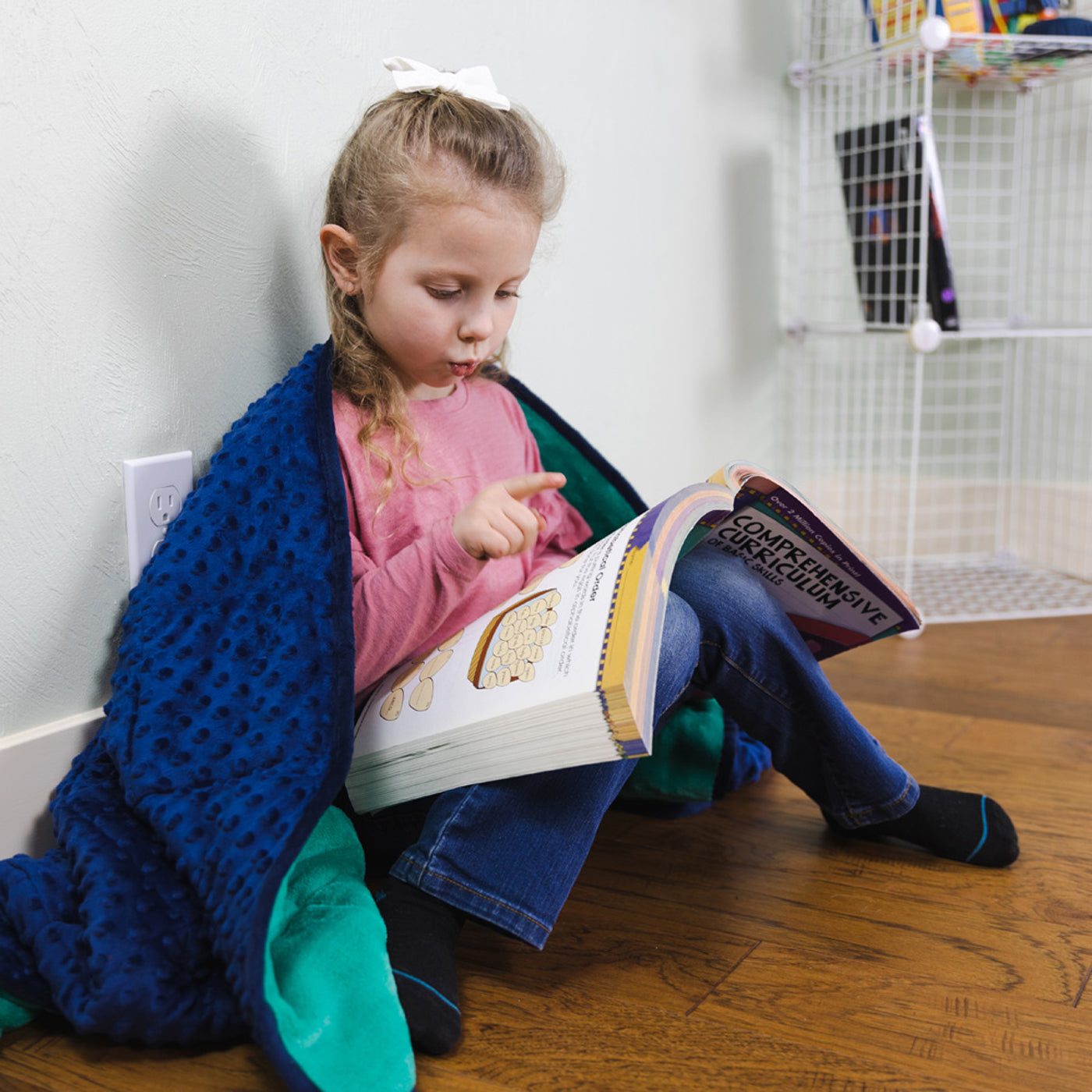 Bouncyband Soft Fleece Weighted Blanket - 7 lbs-New