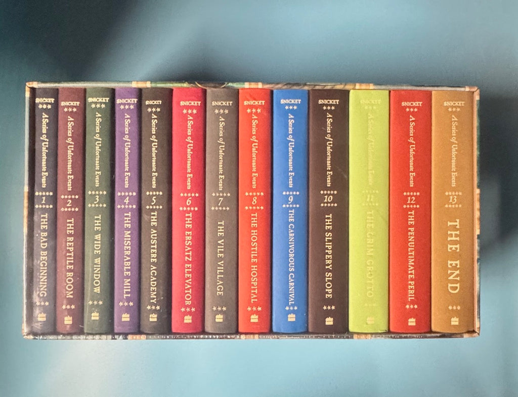 A Series of Unfortunate Events Boxed Set: The Complete Wreck (#1-13) New