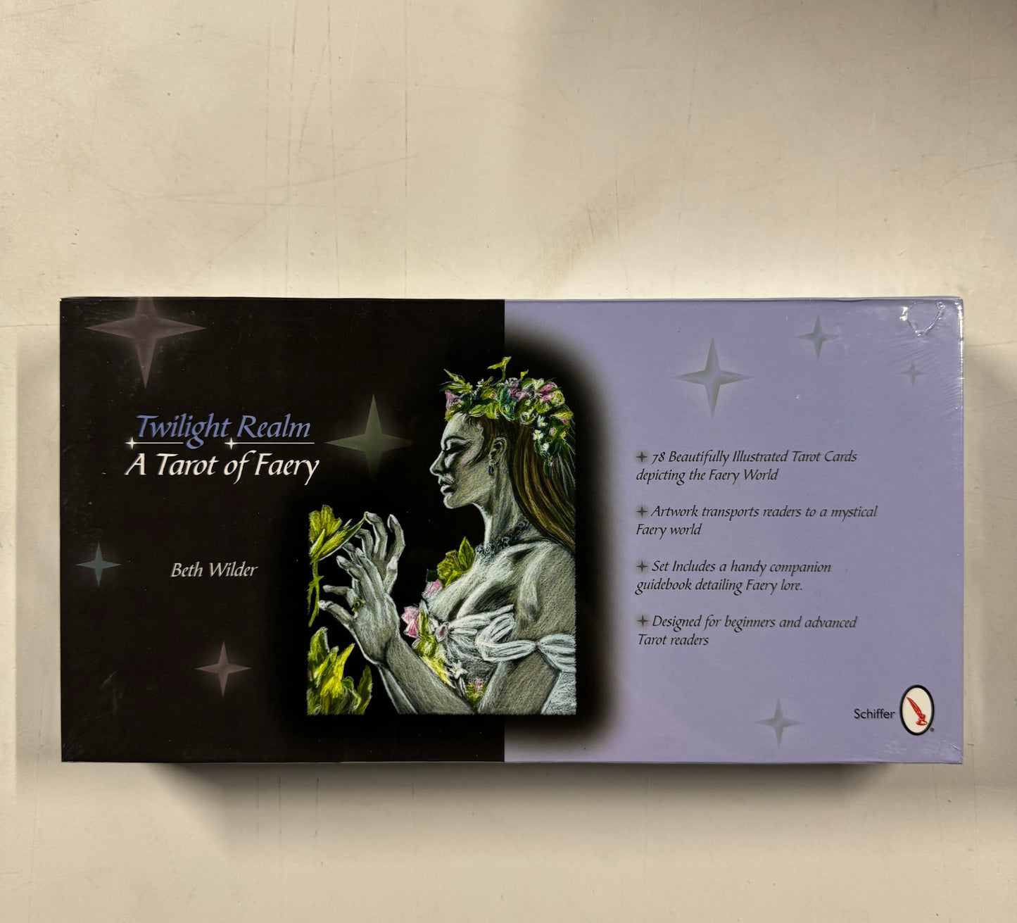 The Twilight Realm: A Tarot of Faery (Tarot Kit with 78 Cards and Guide Book)